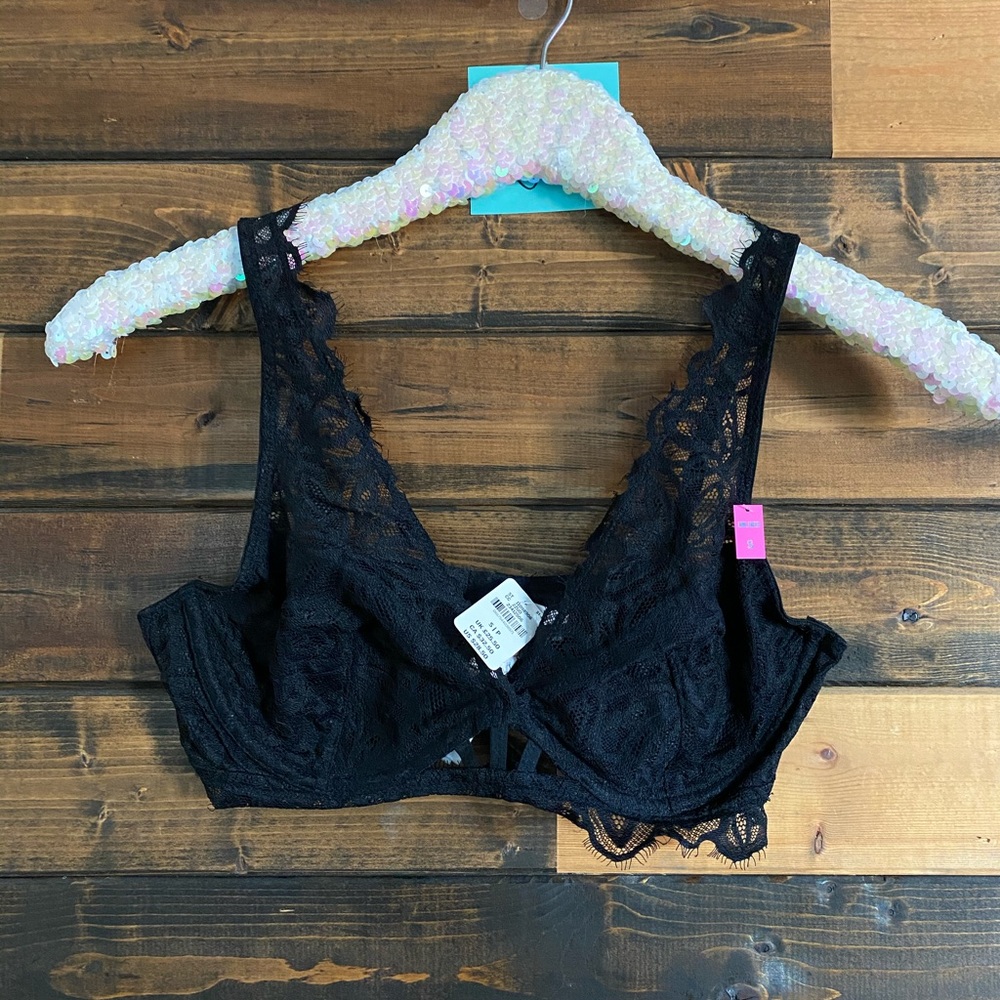 Victoria’s Secret PINK bralette/bra